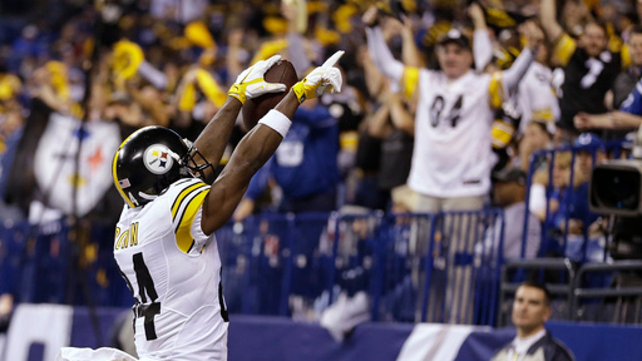 Brown scores 3 TDs for Steelers in 28-7 win over Colts